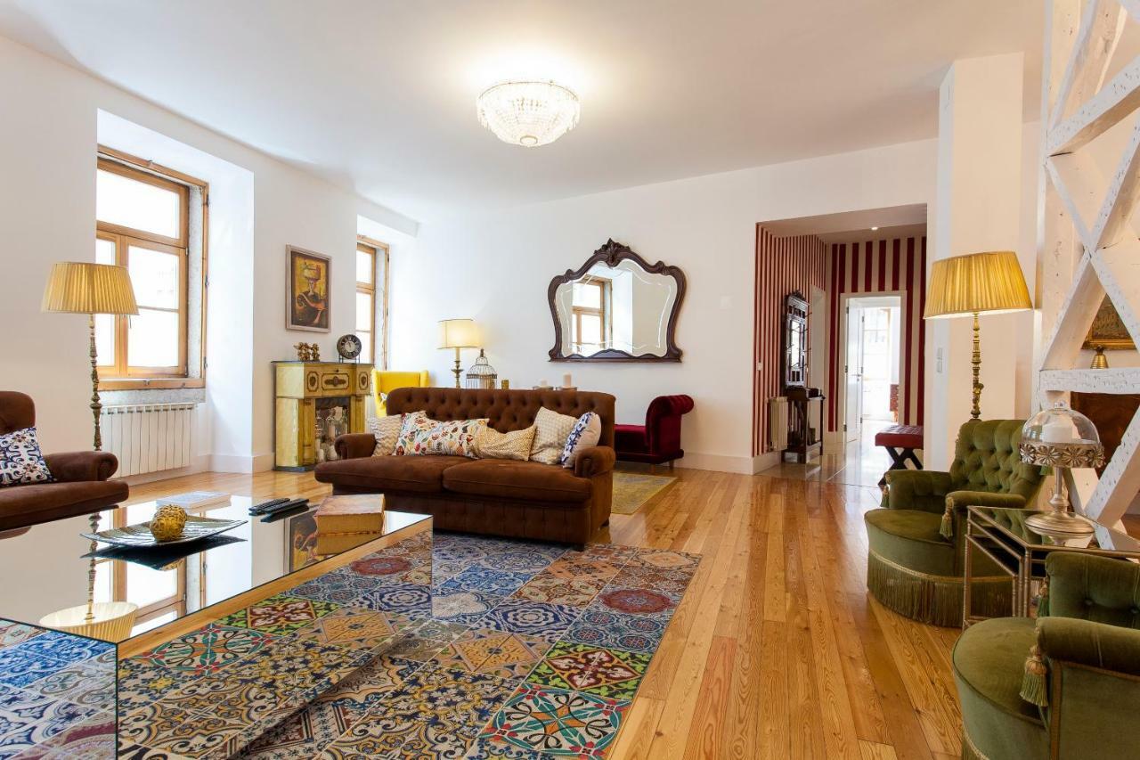 Chiado 4-Bedroom Flat リスボン エクステリア 写真