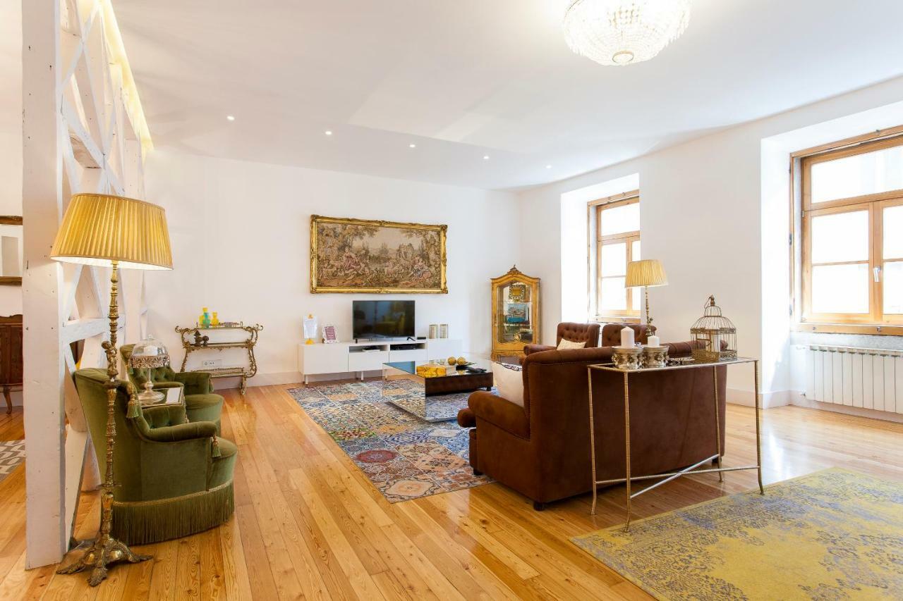 Chiado 4-Bedroom Flat リスボン エクステリア 写真