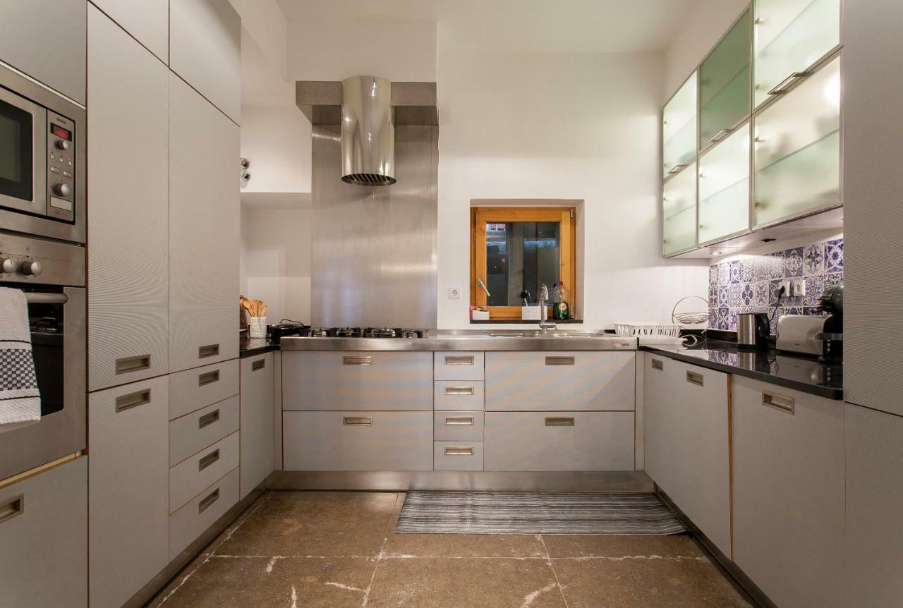 Chiado 4-Bedroom Flat リスボン エクステリア 写真