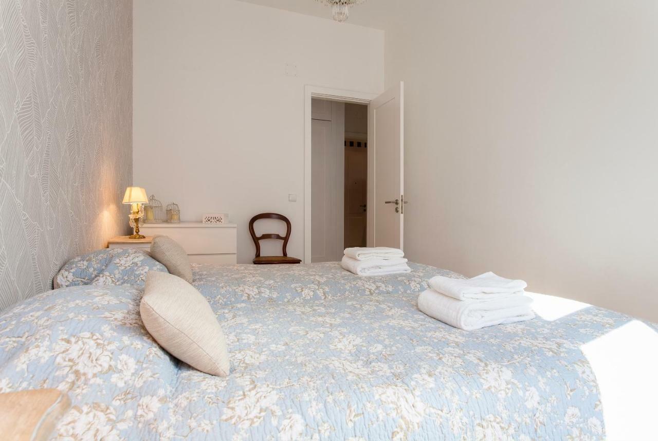 Chiado 4-Bedroom Flat リスボン エクステリア 写真