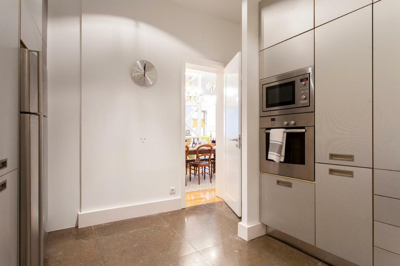 Chiado 4-Bedroom Flat リスボン エクステリア 写真