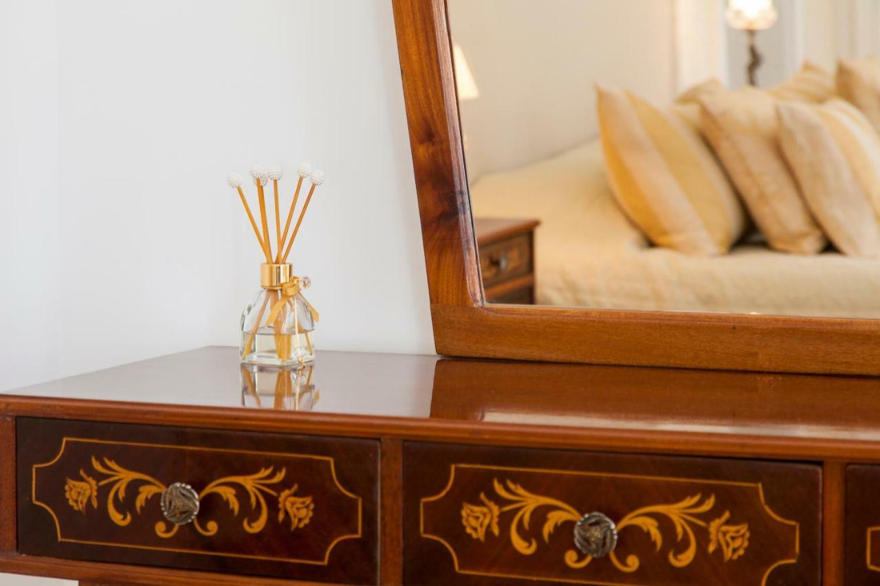 Chiado 4-Bedroom Flat リスボン エクステリア 写真